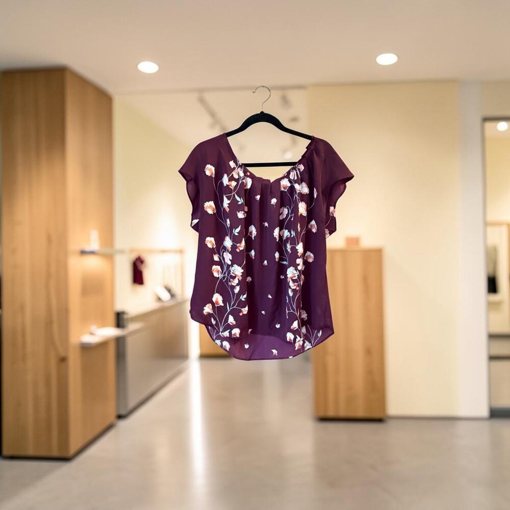 LC Lauren Conrad Burgundy floral shirt. Womens XL